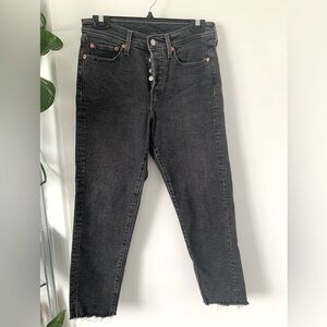 Levi’s Black Washed Jeans Button Fly/ Raw Hem
SZ: US 27